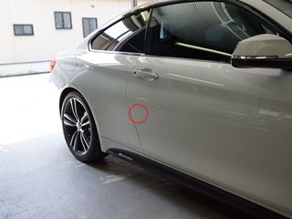 BMW 4シリーズのデントリペア位置