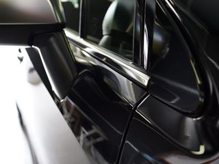 レヴォーグ ドアのデントリペア後