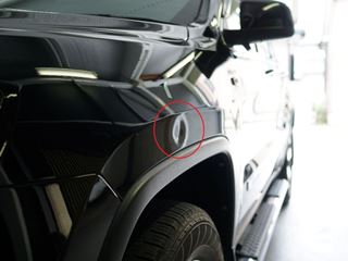 ジープ グランドチェロキーのデントリペア位置